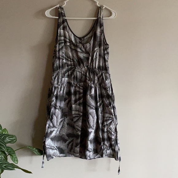 Gap • Tropical dress - Picture 4 of 5